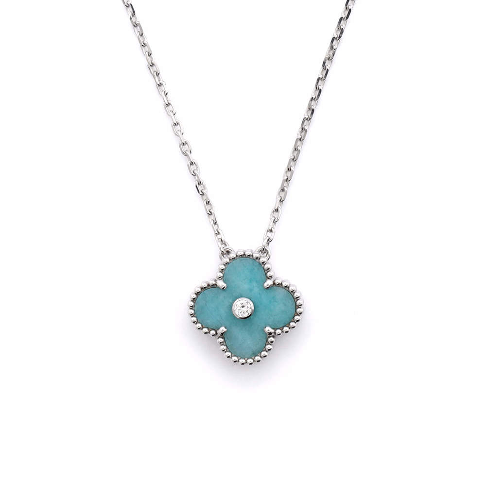 Van Cleef & Arpels Vintage Alhambra Pendant Necklace - Picture 4 of 4